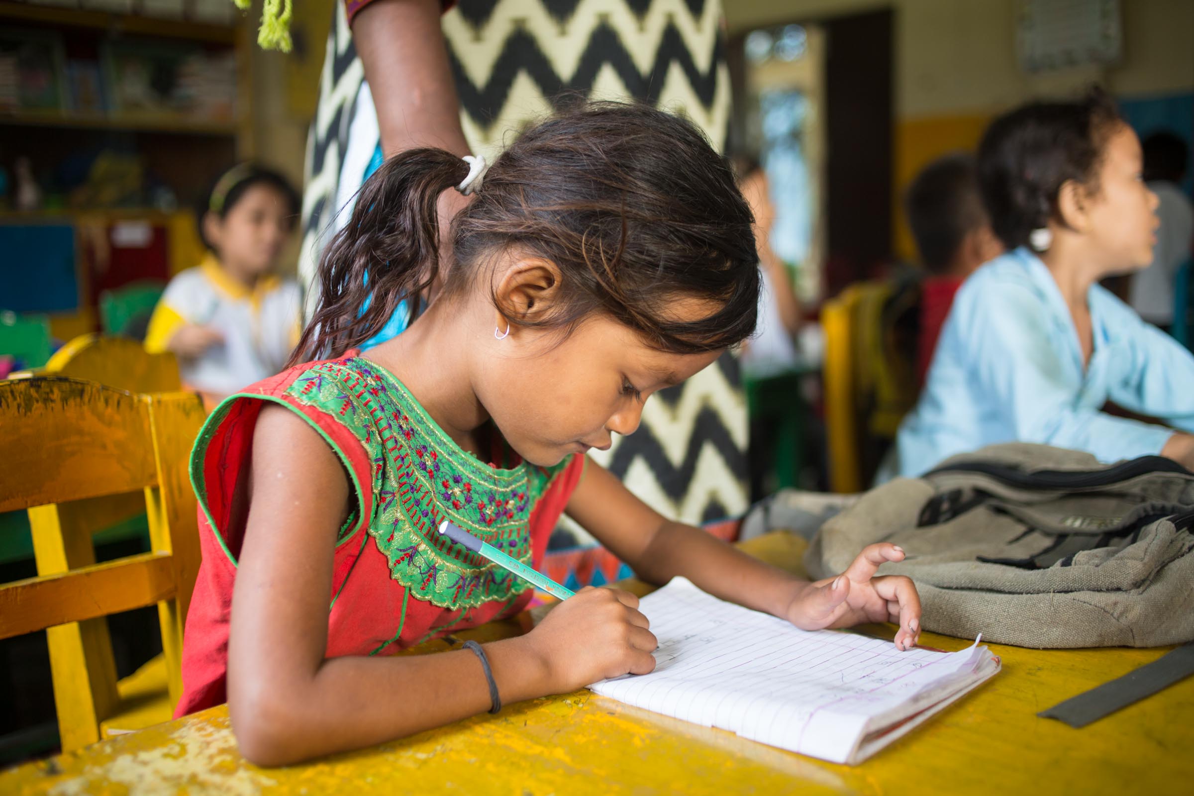 Navjoti – Girl writing – Nepal